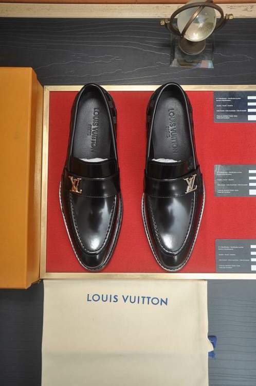 Picture of Louis Vuitton Shoes _SKULVsz38-45hnh060514574